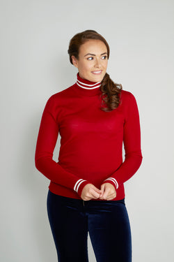 Roll neck in ruby red & cream